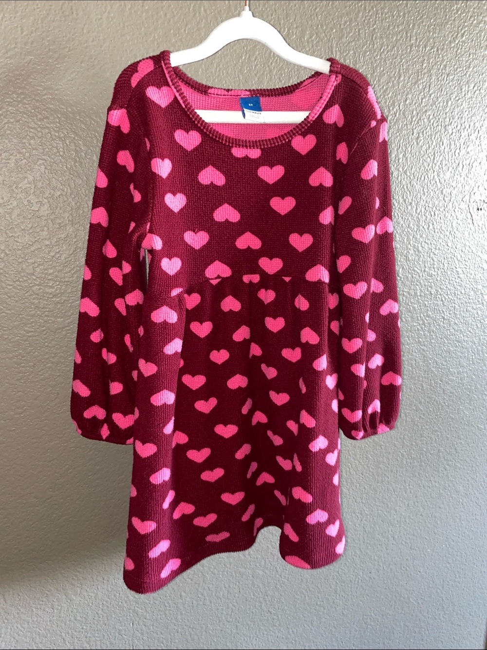 Old Navy Burgundy Knit Dress with Pink Heart Print